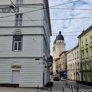 https://eco-apartment.hotelslviv.net